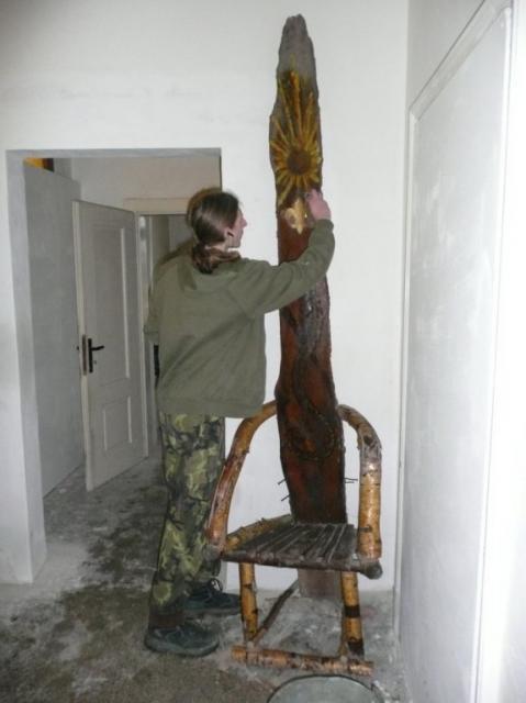 08_finis_cervenak